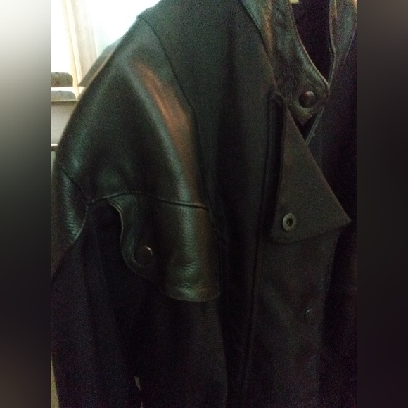 Motorcycle jacket - Picture 5 of 8